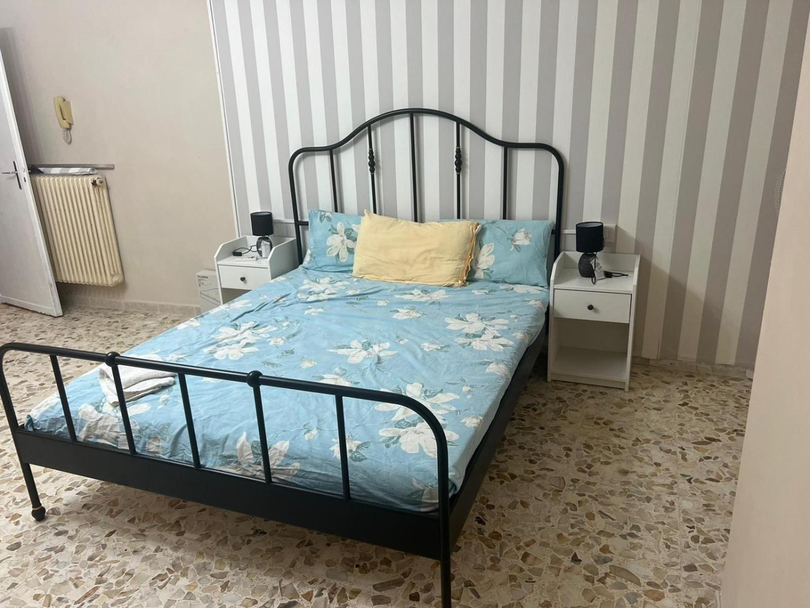 B&B Palazzo Veliero Al Castello Torre Maggiore Extérieur photo